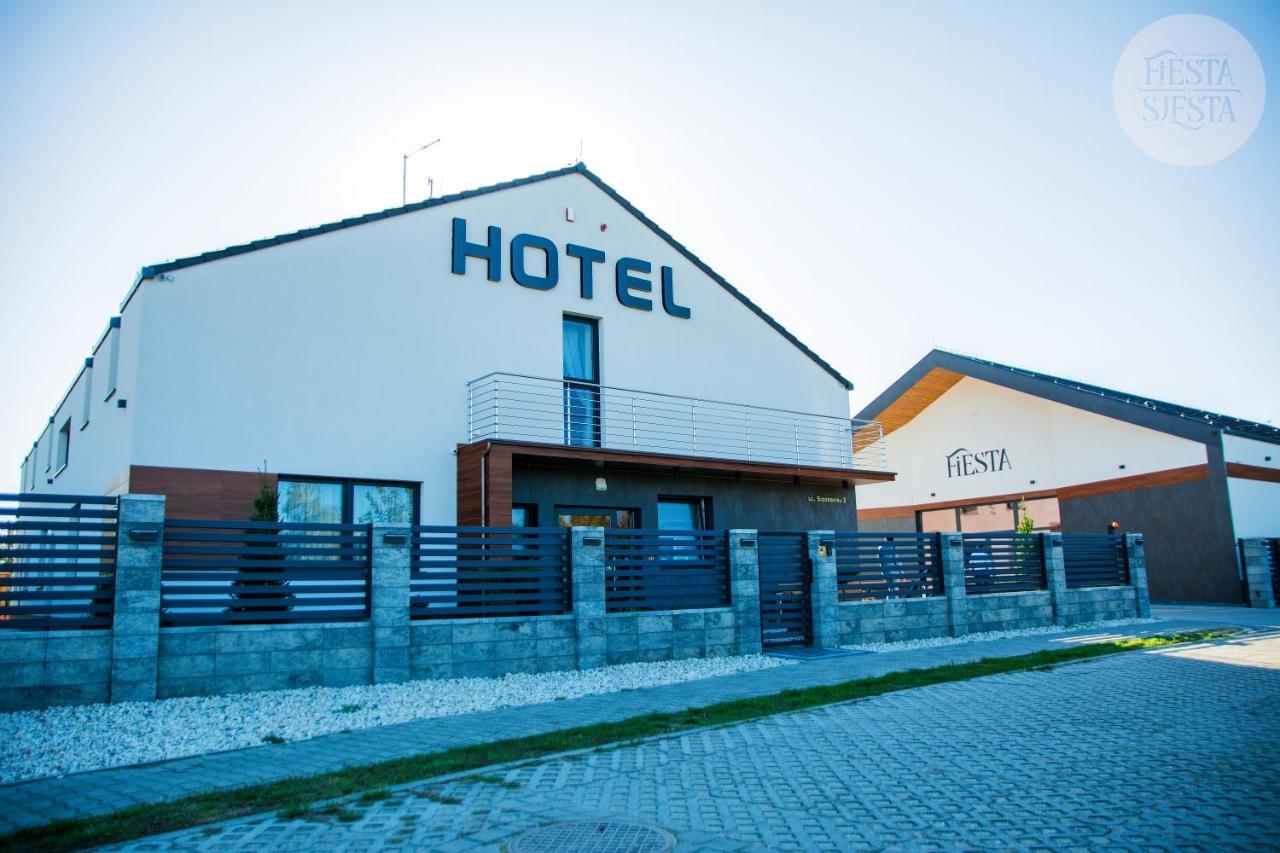 Hotel Sjesta Nowa Sol Exterior foto